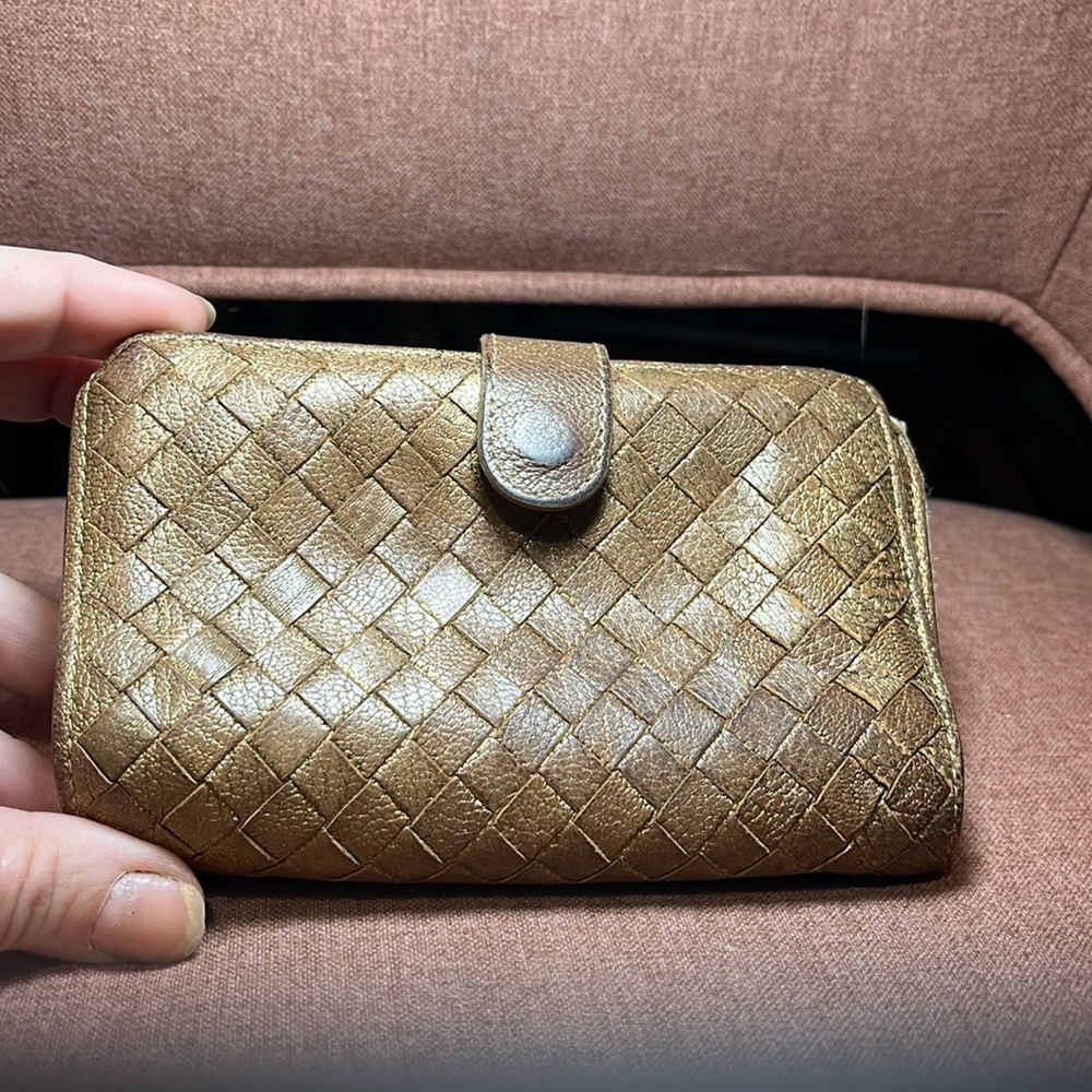 Bottega Veneta Bronze Leather Wallet GUC